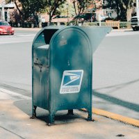 Что будет, если оставить посылку в отделении не того перевозчика
